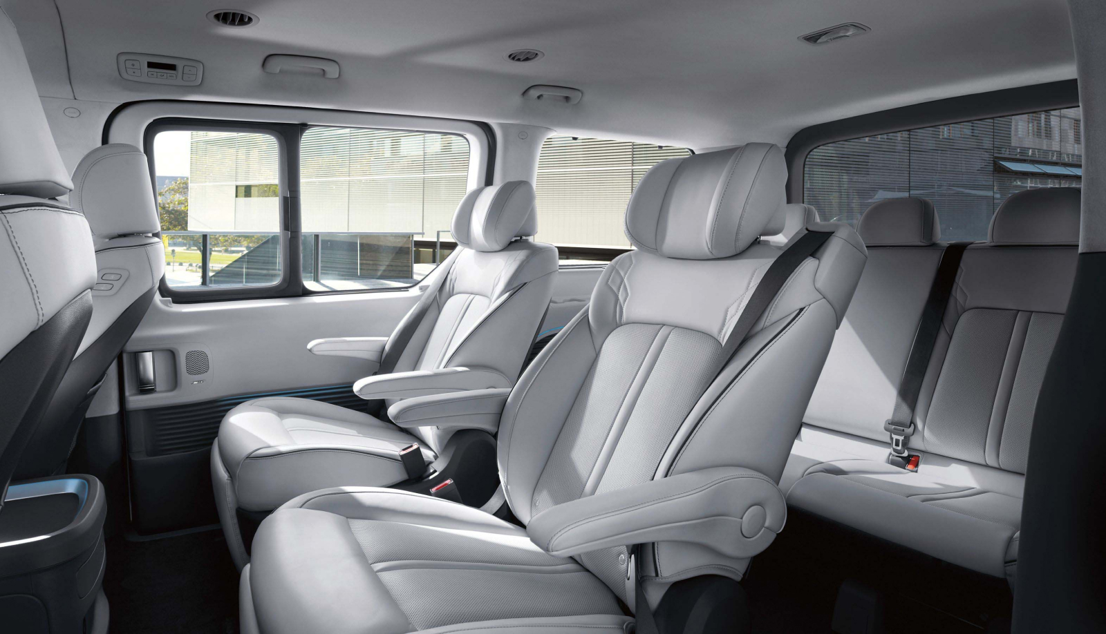 Design sketch of the all-new Hyundai Tucson compact SUV interior design.